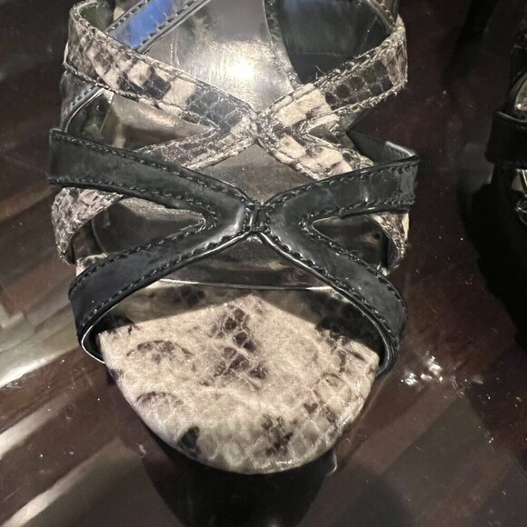 Like New Guess Black/Silver/Metallic Snakeskin Strappy Stiletto Heels, Size 8M - Picture 3 of 13